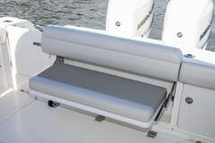 Boston Whaler Outrage 330 - picture 8