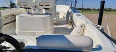 Boston Whaler 190 Outrage - picture 5