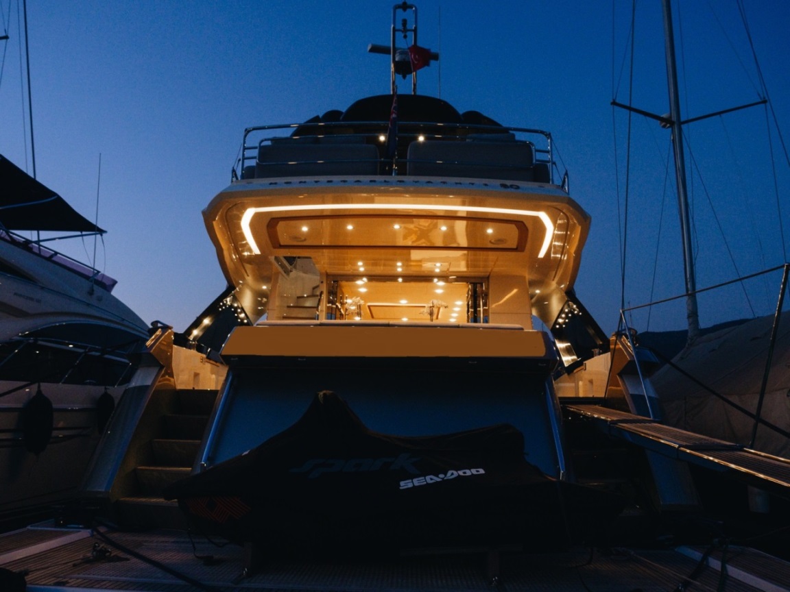 Monte Carlo Yachts 80 - Bild 2