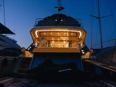 Monte Carlo Yachts 80 - zdjęcie 2