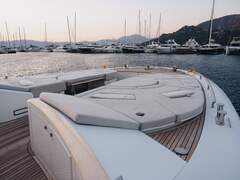 Monte Carlo Yachts 80 - imagem 7