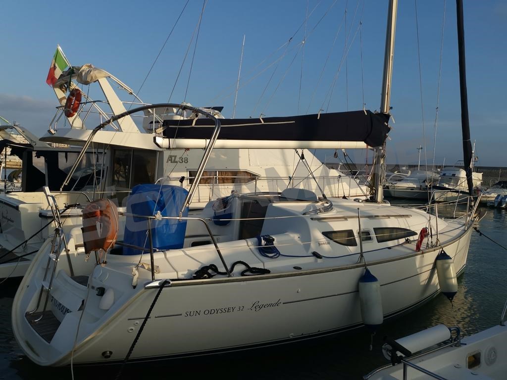 Jeanneau Sun Odyssey 32 (sailboat) for sale