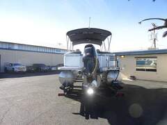 Tahoe 23 LTZ Quad Lounger Special - fotka 5
