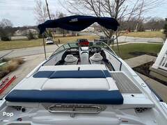 Crownline 215 SS - picture 4