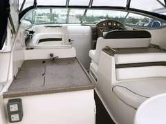 Rinker 280 Express Cruiser - picture 5