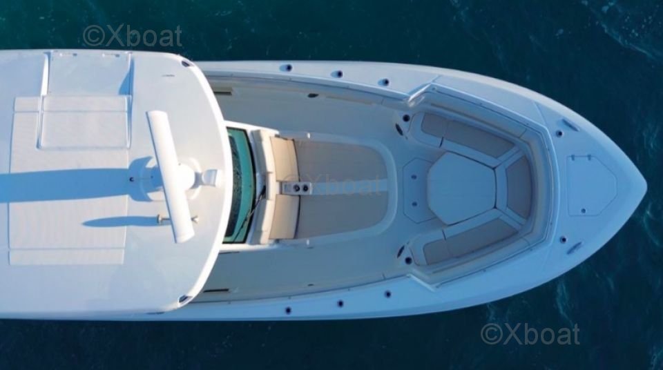 Boston Whaler 380 Outrage Model 2023: 4 Still a - image 3