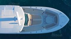 Boston Whaler 380 Outrage Model 2023: 4 Still a - image 3