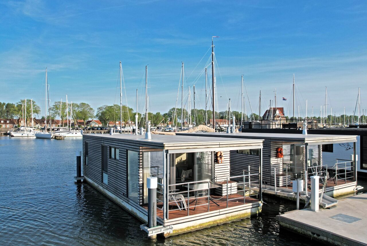 HT4 Houseboat Mermaid 1 With Charter - imagen 3