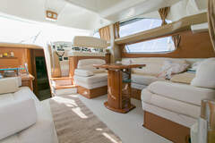 Prestige 42 Fly - picture 6