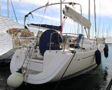 Dufour 40 Performance Cruising Sailing - resim 1