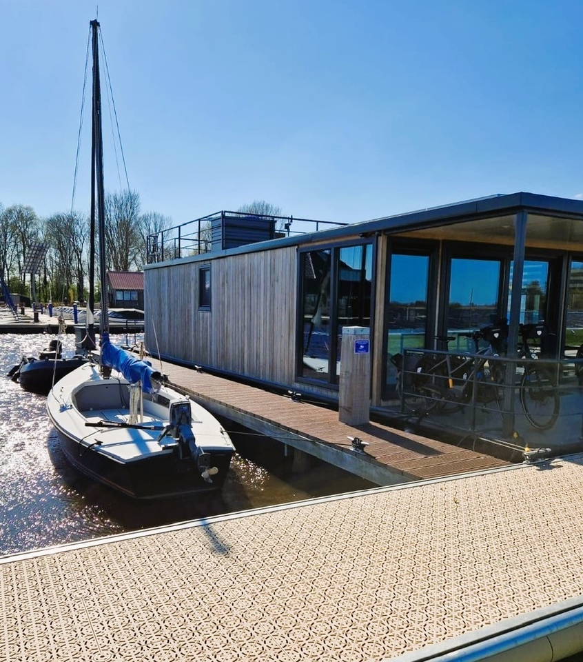 1460 X 500 Special Houseboat - image 3
