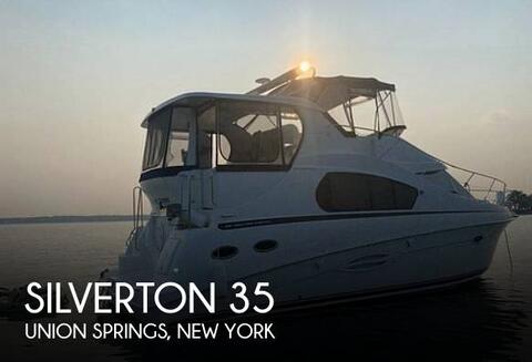 Silverton 35 Motor Yacht