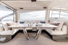 Azimut S7 Model Year 2024 - New Grey Interiors - picture 6