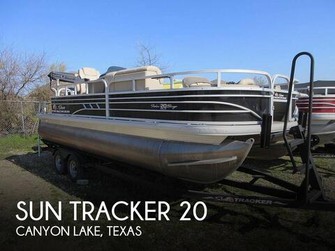 Sun Tracker Fishing Barge 20-DLX