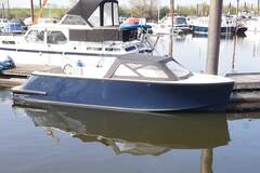 Excellent 750 Tender - picture 8