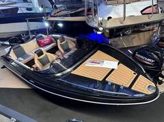 B1 Yachts ST.TROPEZ 5 Black Edition - imagem 2