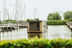 Revolution House Boat 11 - picture 4