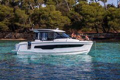 Jeanneau Merry Fisher 895 S2 - picture 1
