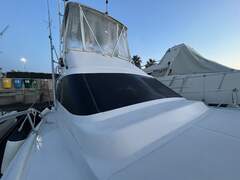Luhrs 32 Fly - image 9