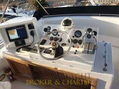 Viking 35 Convertible - picture 9
