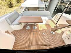 Prestige 420 Fly - picture 6