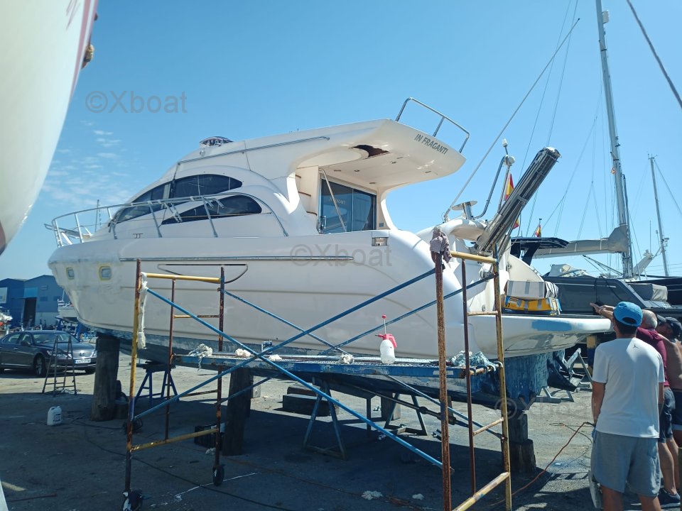 Intermare 42 Fly Completely Overhauled boat Including - resim 3