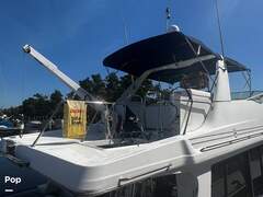 Bayliner 4788 Pilothouse - picture 10