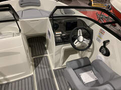 Bayliner VR 4 OE Farbe Whaleblue - picture 3