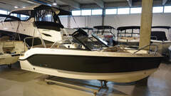 Quicksilver Activ 555 Bowrider mit 60PS Lagerboot - image 1