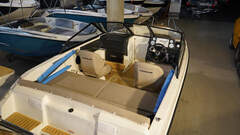 Quicksilver Activ 555 Bowrider mit 60PS Lagerboot - Bild 5