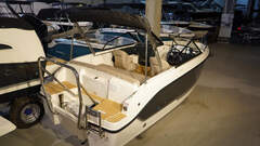 Quicksilver Activ 555 Bowrider mit 60PS Lagerboot - picture 2