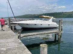 Cruisers Yachts Esprit 3375 - picture 2
