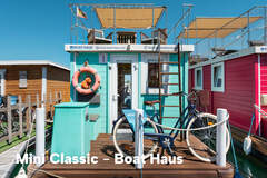 Boat Haus Mediterranean 6x3 Classic Houseboat - picture 1