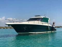 Cayman Yachts 38 WA - zdjęcie 1