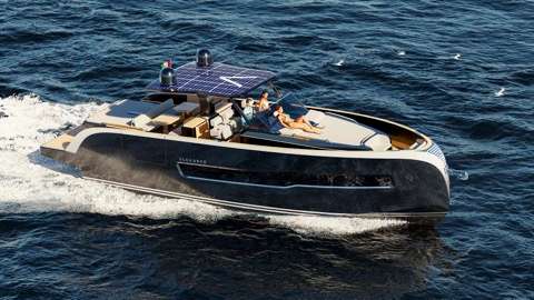 Elegance Yachts E 44 V
