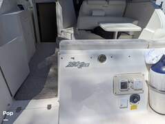 Cruisers Yachts 280 CXI - picture 10