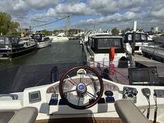 Galeon 330 Fly - picture 6
