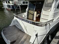 Galeon 330 Fly - picture 7