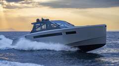 Evo Yachts R - picture 1