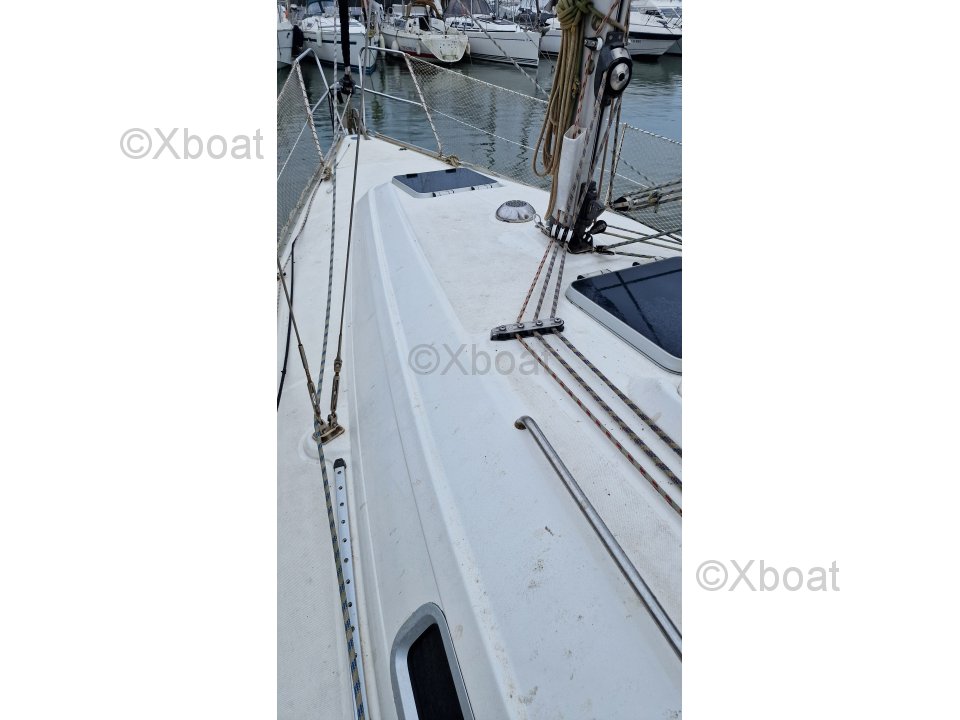 Bavaria 32 Holiday.Volvo Penta MD2020 19hp Engine with - immagine 3