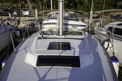 Dufour 360 Grand Large - image 6