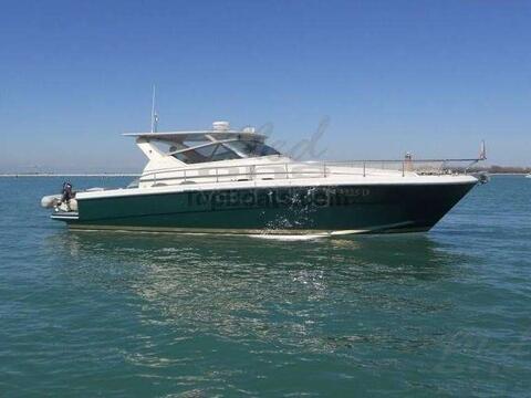 Cayman Yachts 40 WA