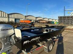 Black Workboats 500 PRO - picture 7
