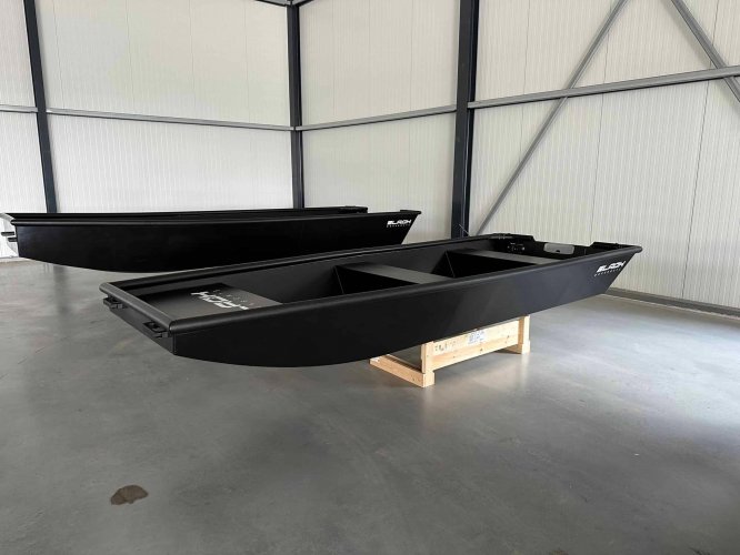 Black Workboats 400 - фото 3