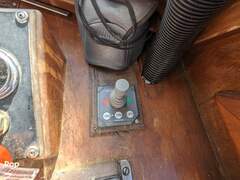Marine Trader 40 Double Cabin - picture 10