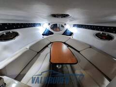 Crownline 270 CR - picture 9
