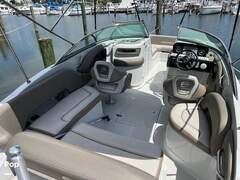 Crownline 235 - picture 9