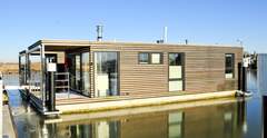 HT4 Houseboat Mermaid 2 With Charter - imagen 1