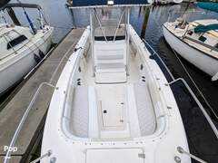 Boston Whaler 26 Outrage - picture 6