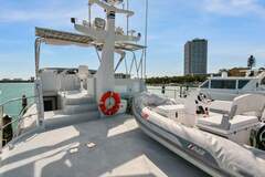 Northern Marine 5700 Expedition - picture 9